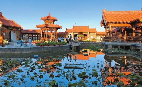 内蒙古一大批各具特色的旅游小城镇正在如火如荼的发展中