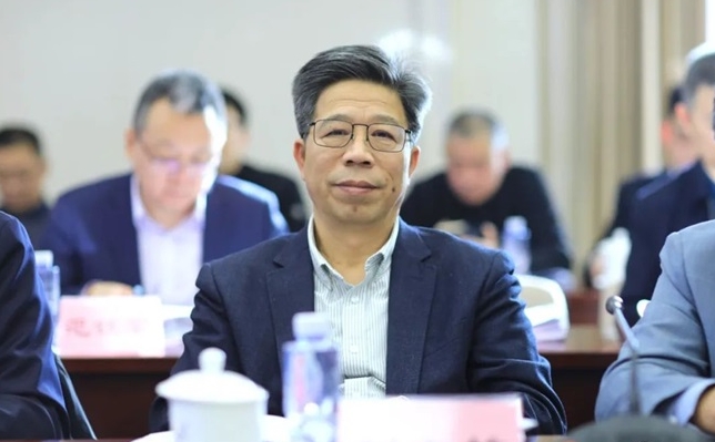 刘安栋:钢铁产业要升级为绿色智能的新材料产业 刘安栋:钢铁产业要升级为绿色智能的新材料产业