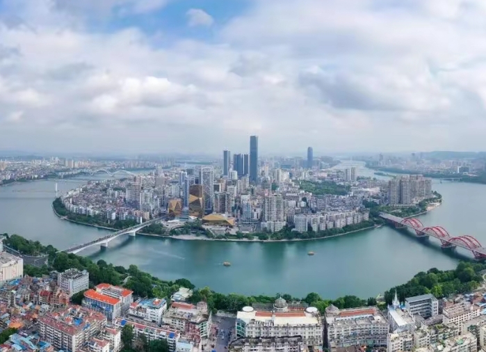 西部陆海新通道对北部湾经济区向海经济发展的影响与对策研究 西部陆海新通道对北部湾经济区向海经济发展的影响与对策研究
