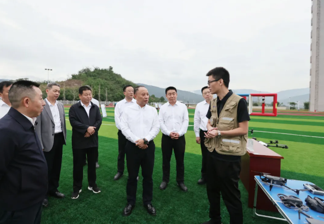 广元市委书记何树平调研低空经济产业发展工作 广元市委书记何树平调研低空经济产业发展工作