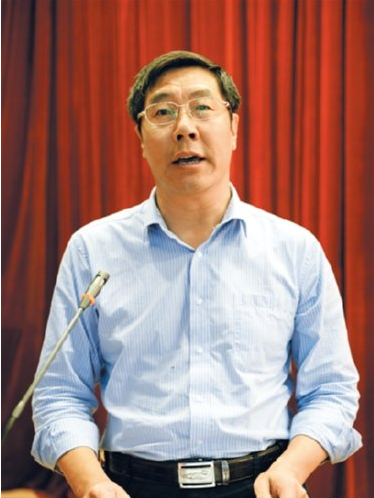 市政协委员、滦县政协主席孙太和