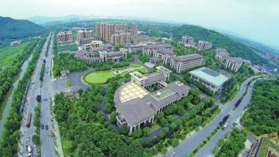 143个特色产业小镇项目集中招商 拟签约项目46个投资额1231亿元