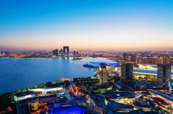 我国开发区发展历程、趋势及“十五五”发展方向的研究 我国开发区发展历程、趋势及“十五五”发展方向的研究